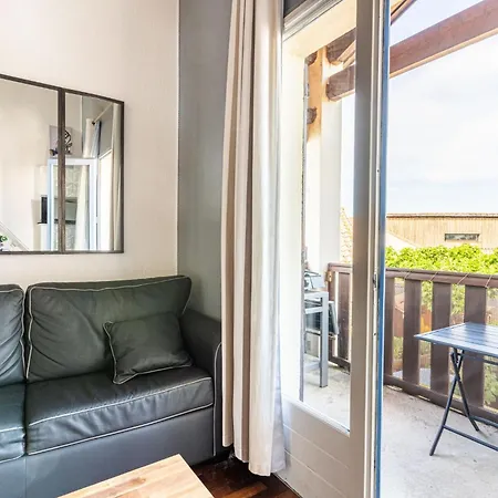 Mezzanine * 比斯卡罗斯